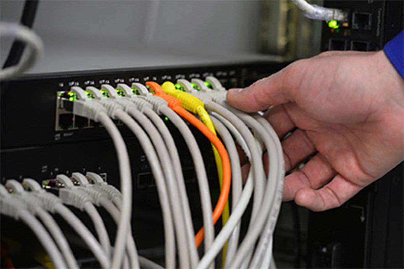 İnternet hizmetlerinde aksama yaşanıyor İnternet hizmetlerinde aksama yaşanıyor
